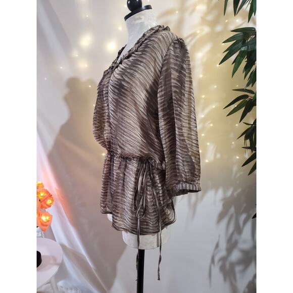 World Market Sheer Neutral Print Tie Waist Peplum Blouse Top Womens Size S/M - Picture 2 of 7